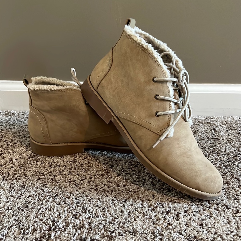 Lace boots